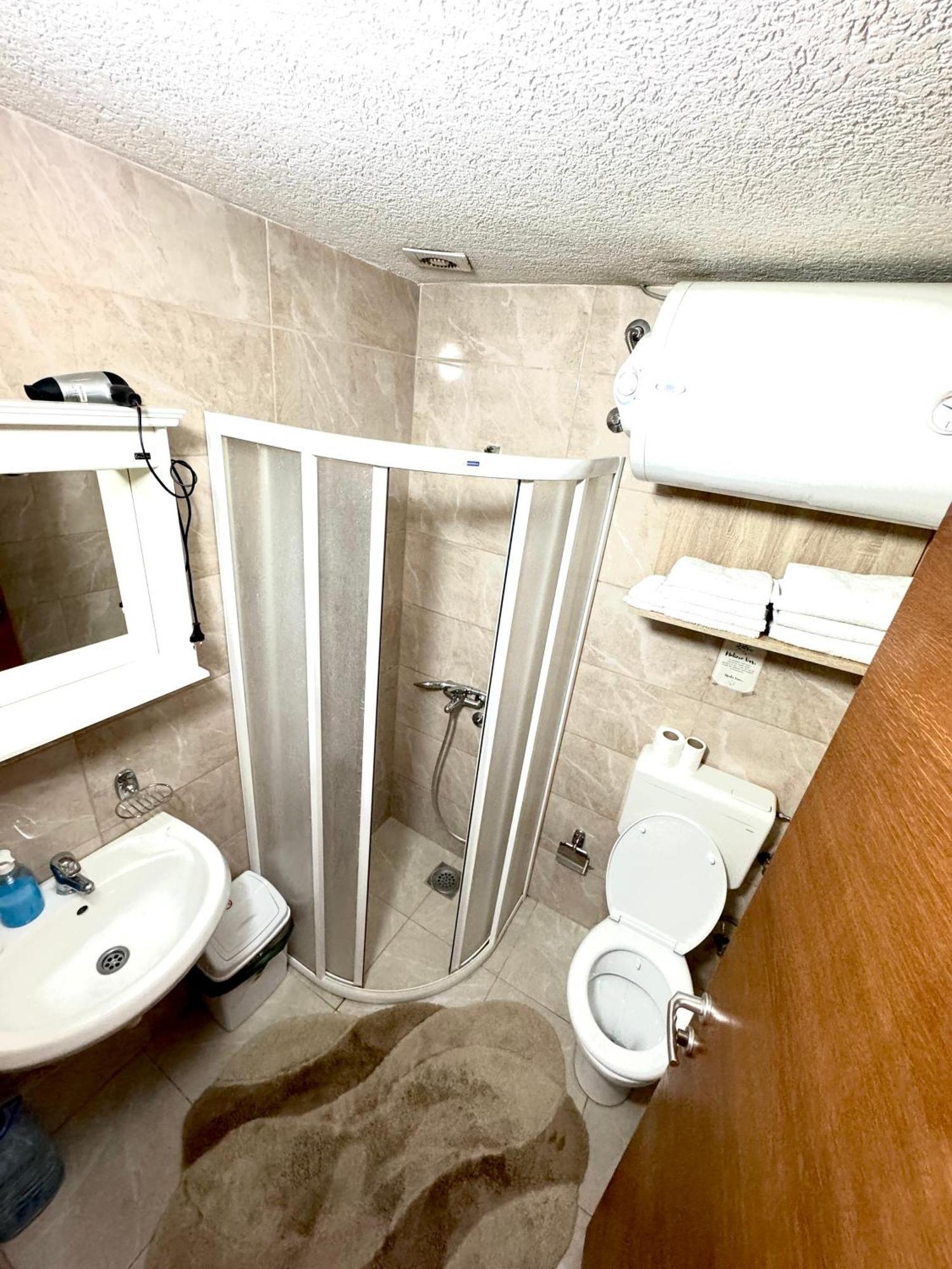 Apartmani 23 Novi Pazar Esterno foto