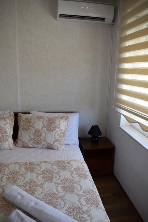 Apartmani 23 Novi Pazar Esterno foto