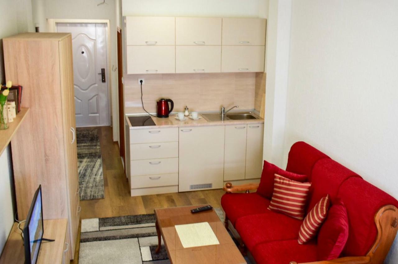 Apartmani 23 Novi Pazar Esterno foto