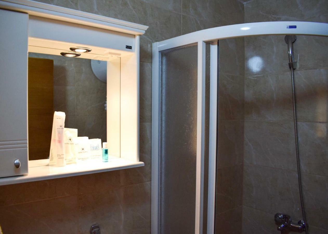 Apartmani 23 Novi Pazar Esterno foto