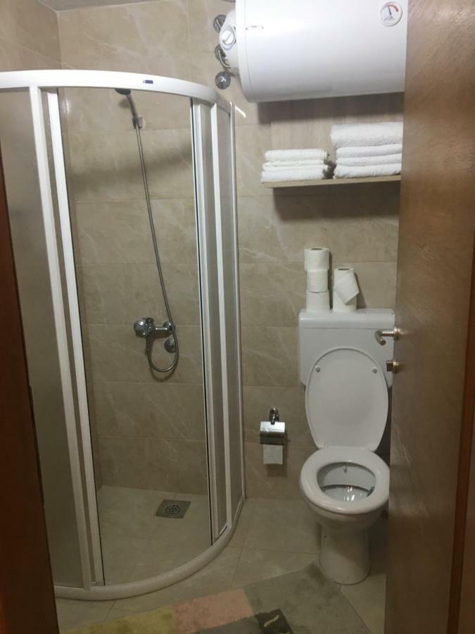 Apartmani 23 Novi Pazar Esterno foto